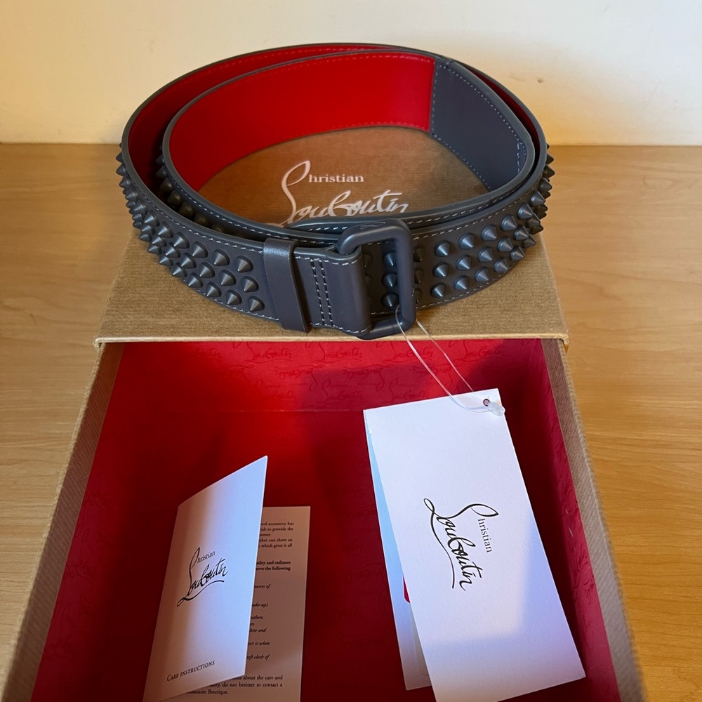 NWT Christian Louboutin LOUBI Logo Spike Studded Leather Belt Smoky Grey